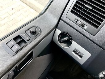 VW MULTIVAN T5 2.0 TDI 103kW EDITION25,ALCANTARA,XENONY,NAVI - 9