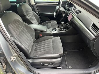SUPERB 3 2.0TDI 140kw MAX VÝBAVA PANORAMA TOP STAV - 9