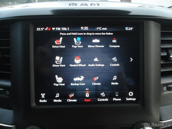 Dodge RAM 1500 LAREMIE 5.7 HEMI - 9