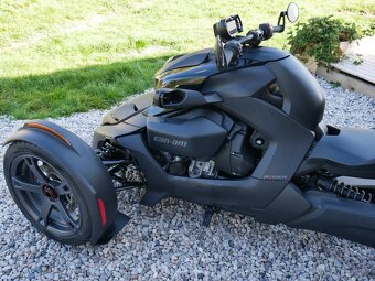 CAN-AM Ryker 900 ACE black edition 1. majitel DPH - 9
