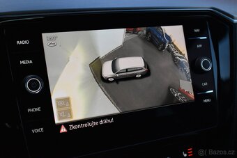 Volkswagen Passat 2.0TDi Elegance Matrix Virtual - 9