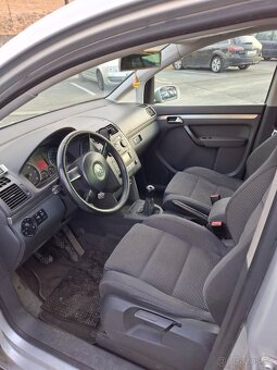 Volkswagen Touran 2.0 Tdi 100Kw - 9