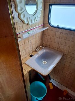 Karavan - 9