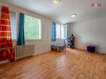 Prodej bytu 1+kk, 33 m², Jesenice, ul. V Lázních - 9