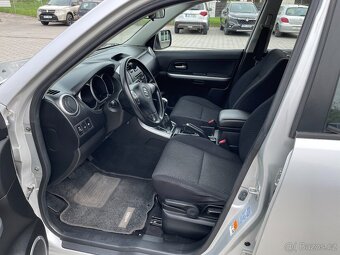 Suzuki Grand Vitara 2.0 JLX - 9