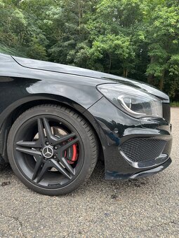 Mercedes Benz CLA 220d amg paket - 9
