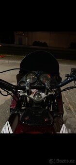 Honda CBR 125 - 9