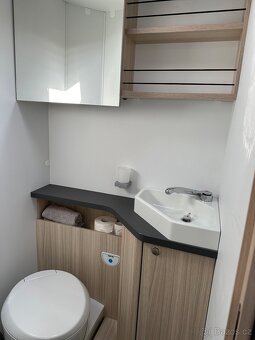 Prodám obytné auto - 9