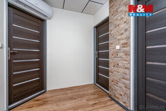 Prodej rodinného domu 5+1, 1205 m², Černá u Bohdanče - 9