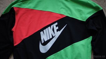 Panska velmi zachovala mikina značky Nike - 9