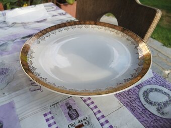 Nepoužitý jídelní servis - 9