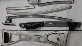 BMW e90 / e91 / e92 - Stříbrný interierový dekor - 9