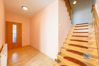 Řadový rodinný dům Plzeň - Nová Hospoda, ul. U Svahu - 9