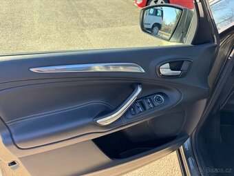 Ford S-MAX 2.0 TDCi Titanium - 9
