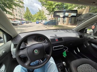 Škoda Fabia 1.2 HTP - 40kW (2006) - 9