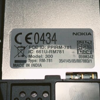 Nokia 300 Asha, RM-781, mobilní telefon - 9