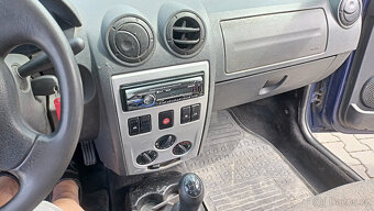 Dacia Logan Pick-up,1,6MPI,64kw,2009,benzín,tažné.ZACHOVALÁ. - 9