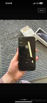 Apple iPhone XR 128GB černý - 9