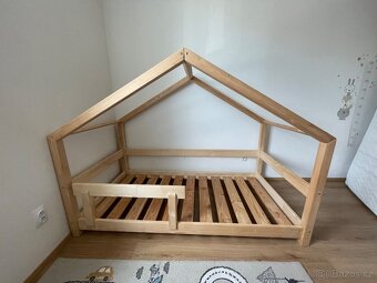 Dětská domečková postel z masivu s matrací 180x90 - 9