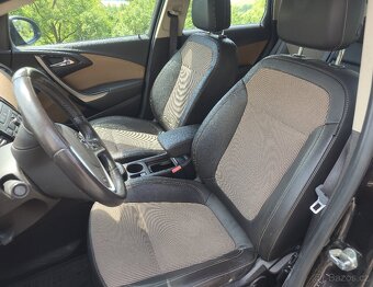 Opel Astra Combi 1.4i 16v , 88 kW • Původ ČR • 148.000 KM • - 9