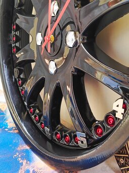 Hodiny z černého alu kola - Autonábytek Kovář - 9