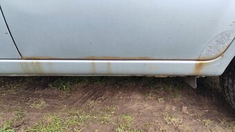 Kia Rio 1.4 71kw rok-2007 - 9