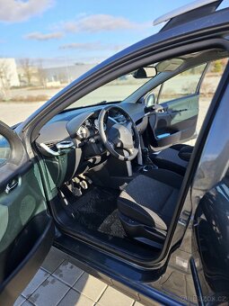 Peugeot 207sw 1.6Hdi 82kW 2010 - 9