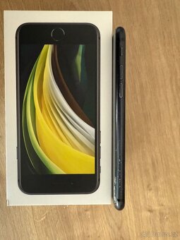 iPhone SE (2020) 64GB Black - 9