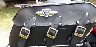 Triumph rocket 3 - 9