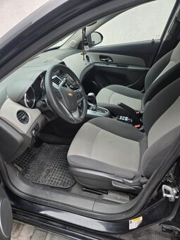 Chevrolet cruzo automat - 9