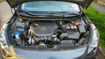 Hyundai i30 benzín 1,6 GDI D-CVVT 99 kW (135 koní) - 9