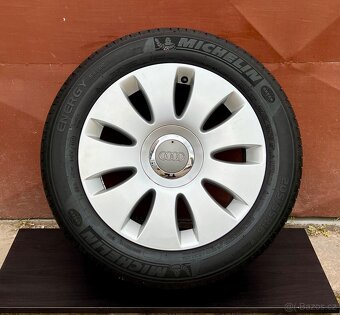 Originál kola Audi 5x112 R16, letní pneu Michelin 205/55 R16 - 9