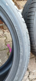 Letní pneu 275/35 R20 a 245/40 R20 - 9
