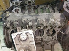 Motor Tatra 603-1 G rok 63 - 9