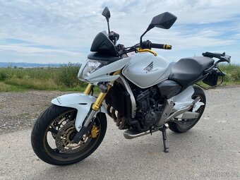 Honda CB600F - 9