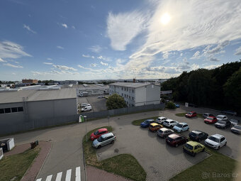 Pronájem bytu 1+kk, Langrova, Slatina, Kč/měs, 24 m2 - 9