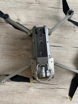 Dron dji - 9