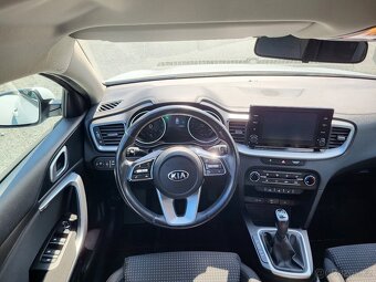 KIA Cee´d SW 1.5 T-GDI 118kW SPIN - ČR - 1.majitel - 9