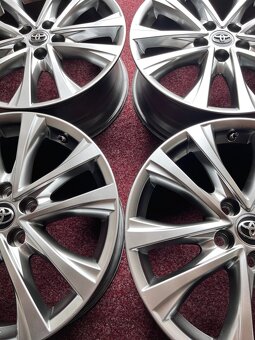 5x114,3 R18 Originál Toyota RAV4 4.Generace - TOP - 9