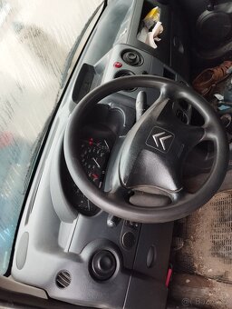 Citroen Berlingo 1, 4 dvoumístný - 9