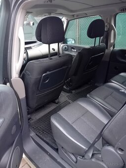 Renault Espace 2.2dci - 9