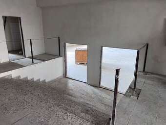 Pronájem haly 300 m² Klecany u Prahy - 9