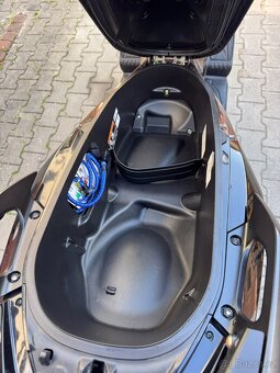Honda Forza 125 - 9