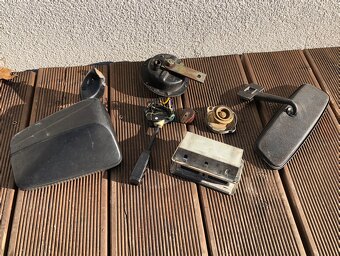Prodám staré díly na veteránské vozidla ŠKODA - 9