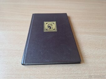 Album se známkami. - 9