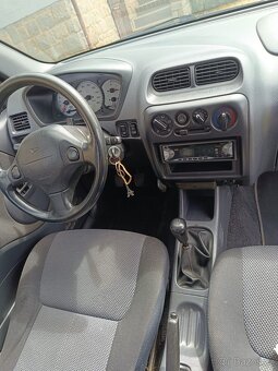 Prodám Daihatsu Terios, r.v. 2005, 63 kW, 4x4, černá - 9