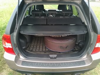 KIA Sportage 2009, benzín 2.0i (104 kW), LPG, 4WD, tažné - 9