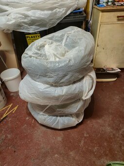 4ks Zimní continental + 4 ks Letní nexen - 185/60 R15 88H XL - 9