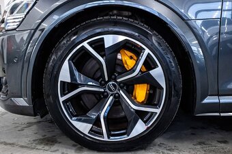 Audi E-tron S Sportback 370kw (503k), záruka, Matrix, R21 - 9