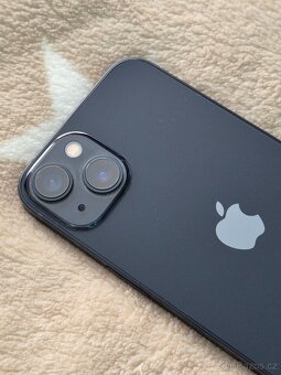 iPhone 13 128gb stav baterie 93% - 9